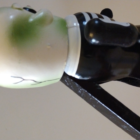 Nutcracker Skeleton - Picture 5 of 8